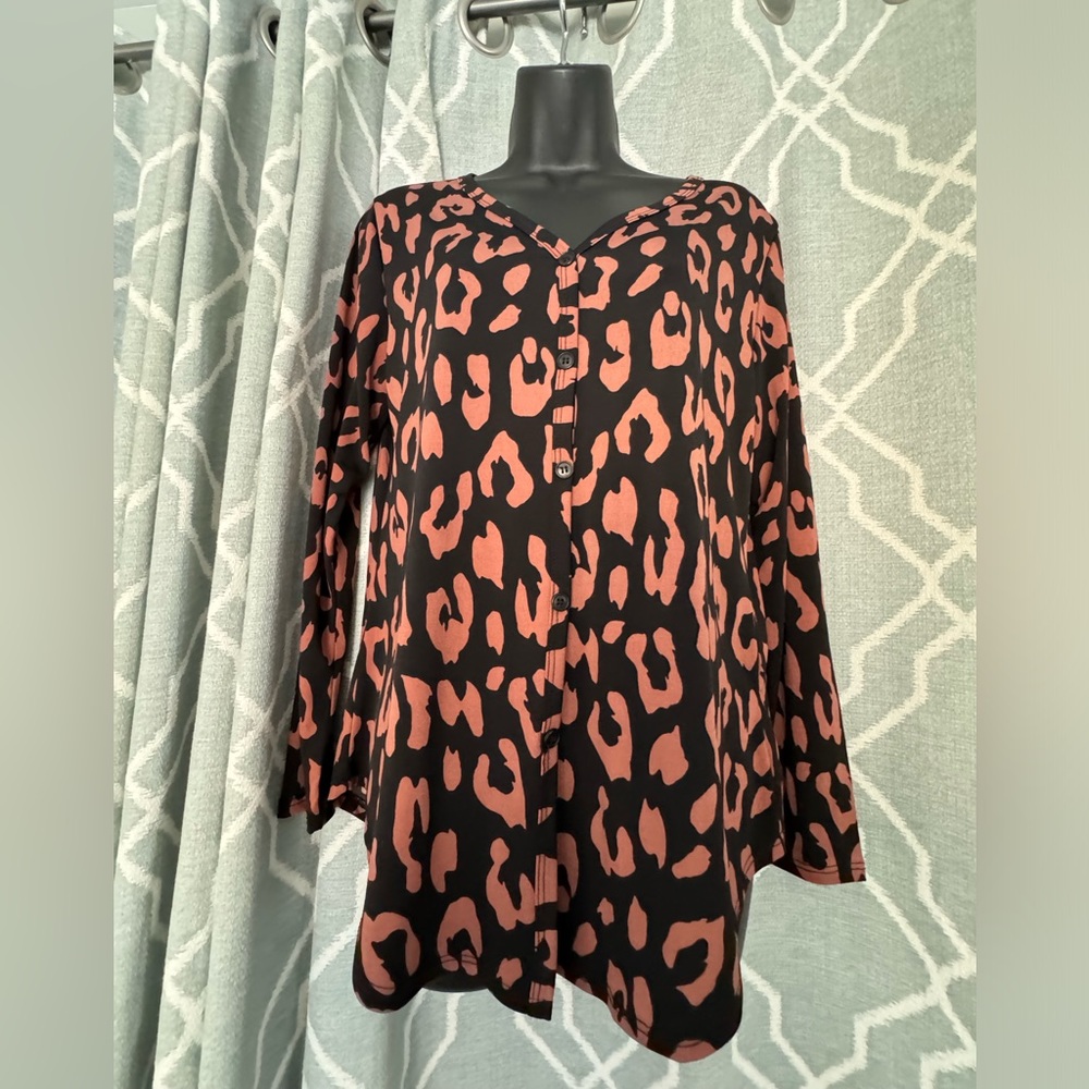 Ladies Bombom button up blouse